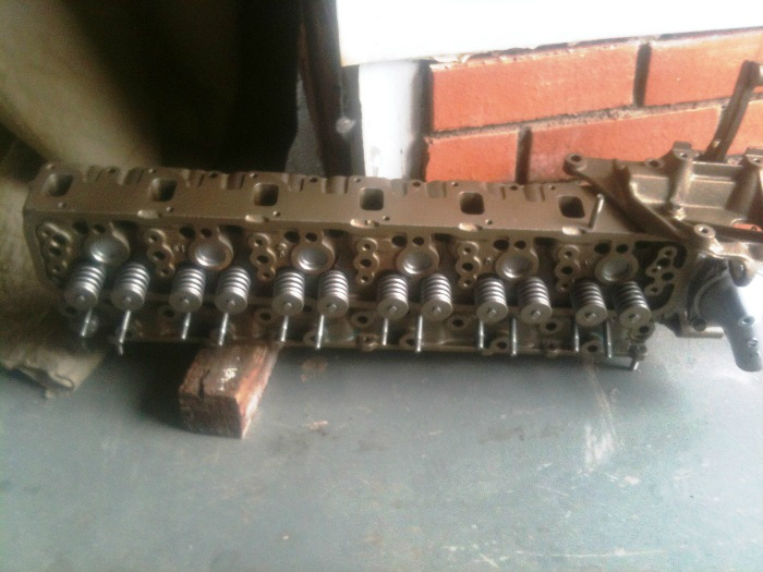 12ht-cylinder-head-after-1